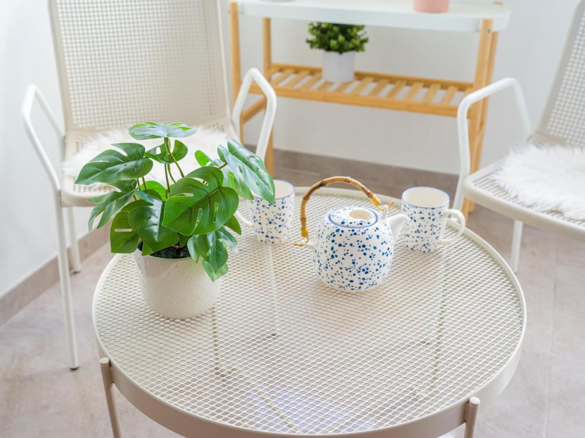 Bright Townhouse - Views - 5 Min Walk To The Beach Las Palmas de Gran Canaria Bagian luar foto