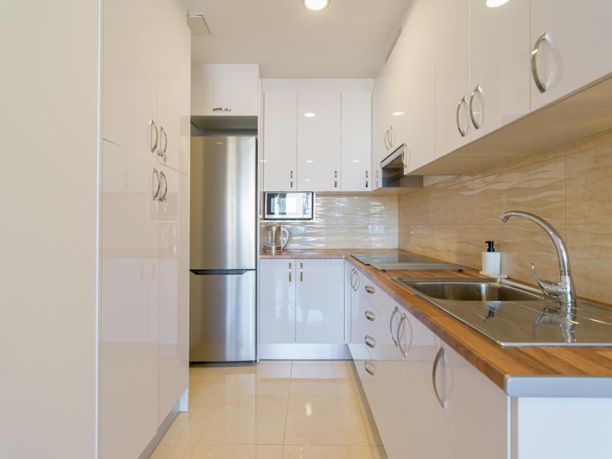 Bright Townhouse - Views - 5 Min Walk To The Beach Las Palmas de Gran Canaria Bagian luar foto