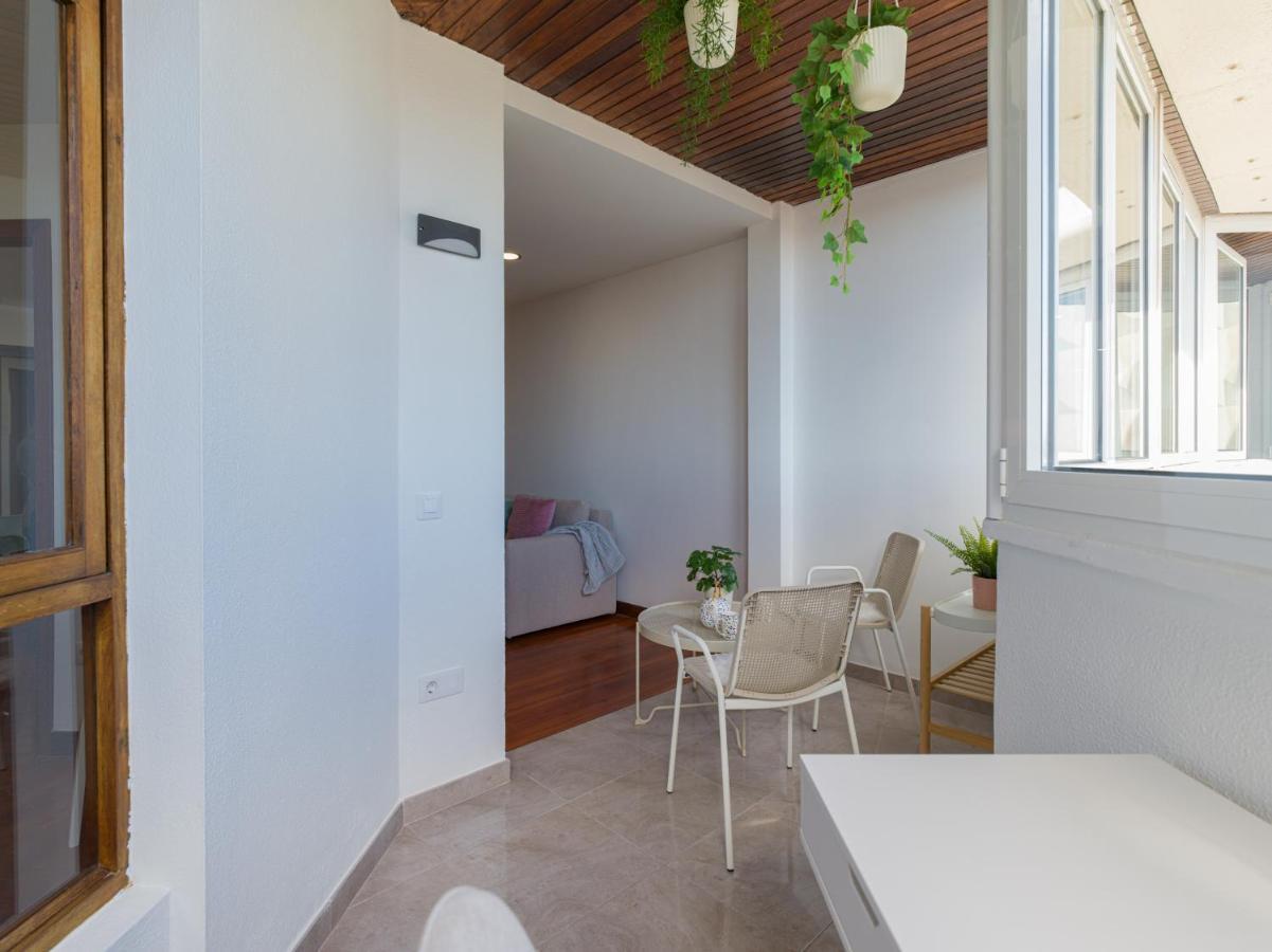 Bright Townhouse - Views - 5 Min Walk To The Beach Las Palmas de Gran Canaria Bagian luar foto