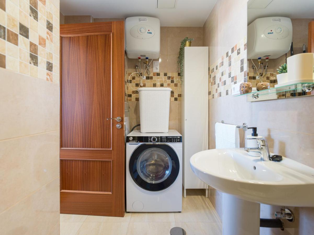 Bright Townhouse - Views - 5 Min Walk To The Beach Las Palmas de Gran Canaria Bagian luar foto