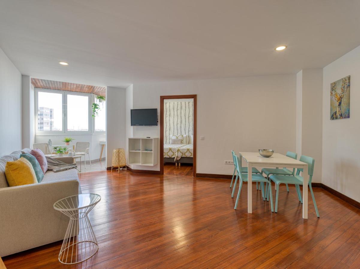 Bright Townhouse - Views - 5 Min Walk To The Beach Las Palmas de Gran Canaria Bagian luar foto